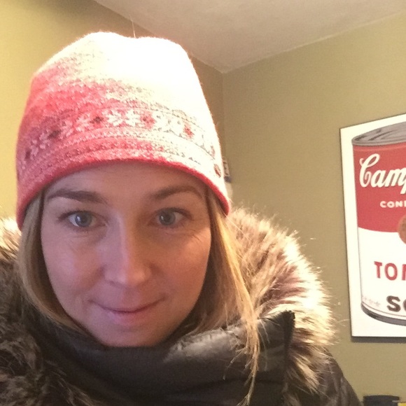 Cammie:  Mom to Marlowe- carefully curating her wardrobe since 2018. - Picture 3 of 4